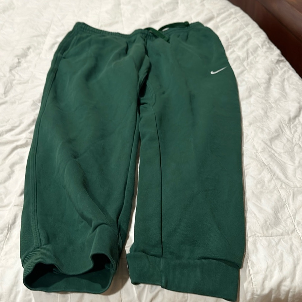 Night Nike sweats size XXL no stain good condition